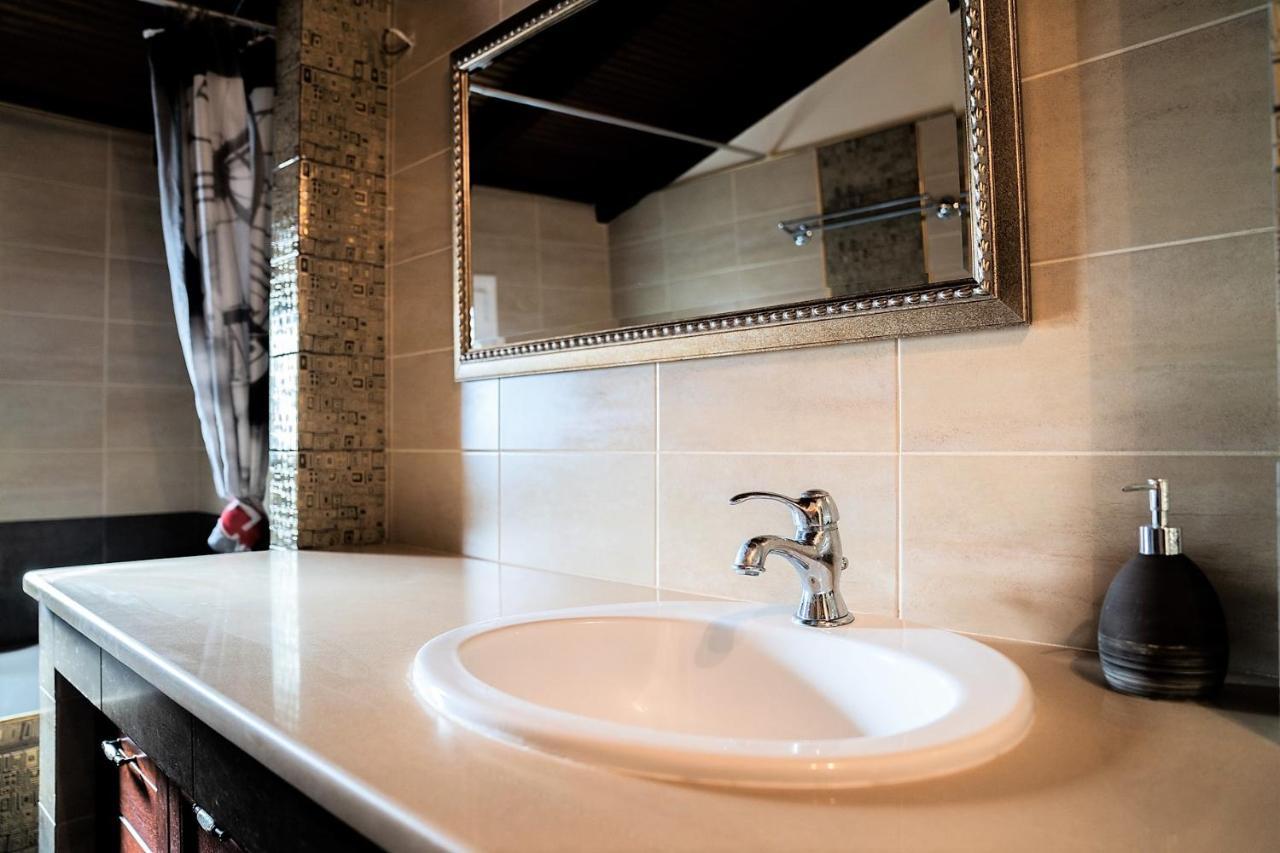 Liberis Loft Suite Argostoli  Bagian luar foto