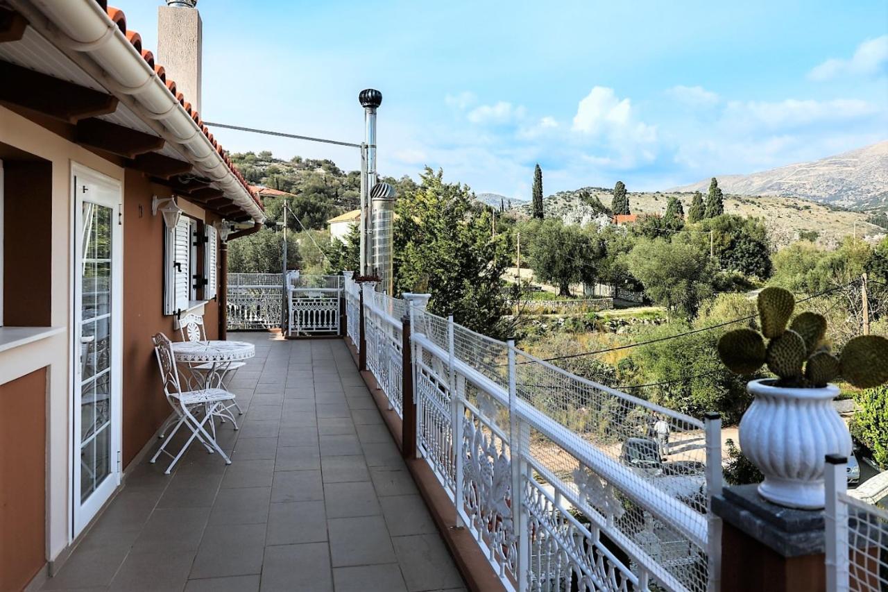 Liberis Loft Suite Argostoli  Bagian luar foto