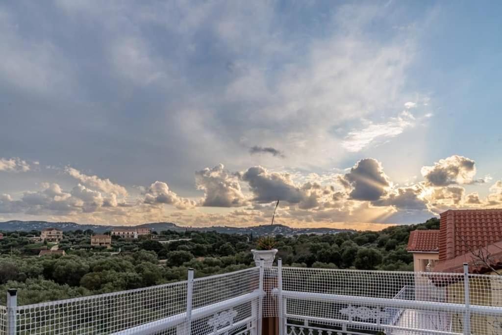 Liberis Loft Suite Argostoli  Bagian luar foto